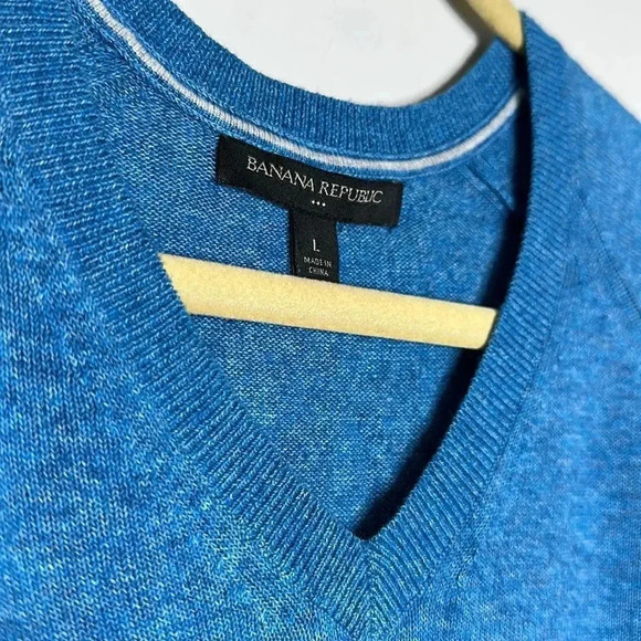 Banana Republic Blue V- Neck Sweater - Picture 5 of 6